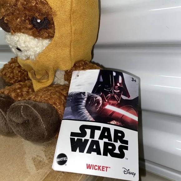 Star Wars Plush 8-in WICKET Stuffed Animal - Disney Ages 3+ Brand New - Picture 8 of 12